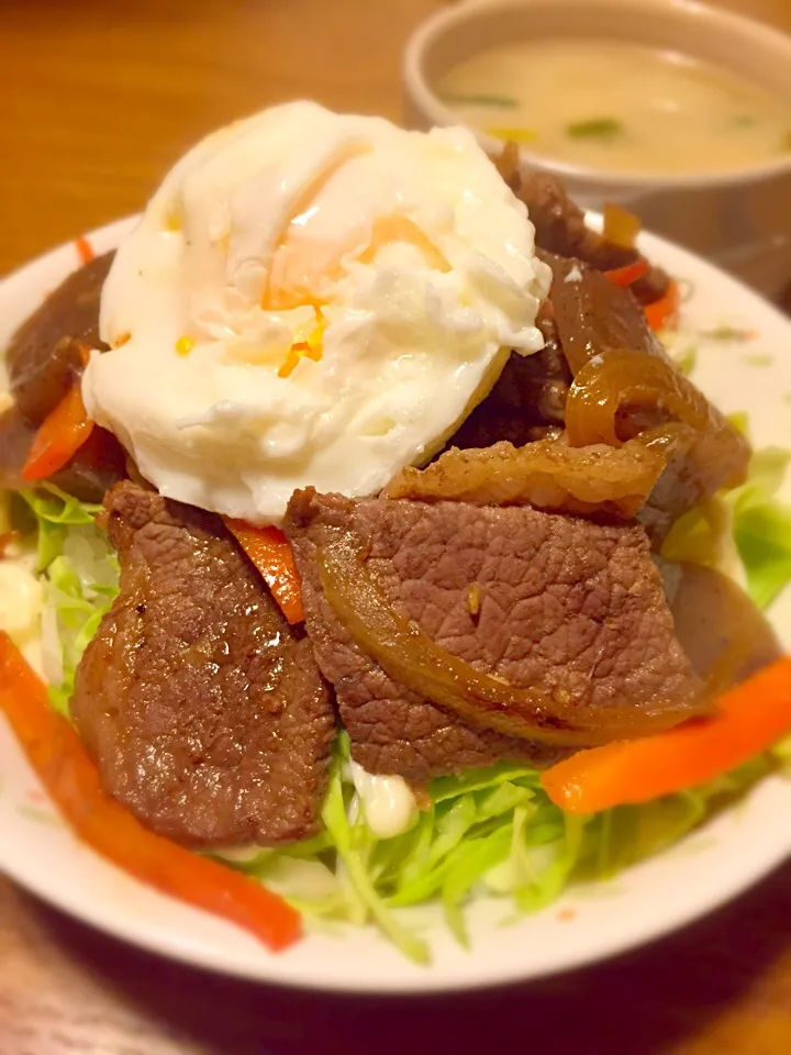 スタミナ焼き肉丼|さくたえさん