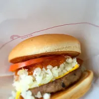 Snapdishの料理写真:Hamburgers|kevin zhaoさん