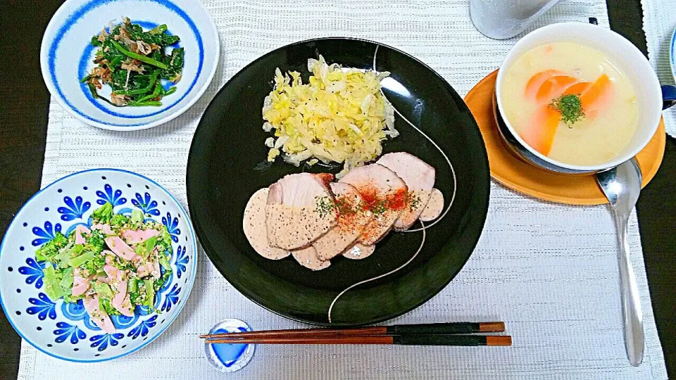 Snapdishの料理写真:赤ワイン漬けローストポーク 粒マスタードソースで|pikyuさん