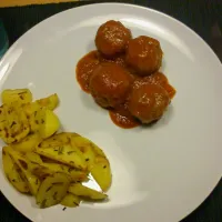 Albondigas de Ternera con Patatas al Romero|Yassin Sabihさん