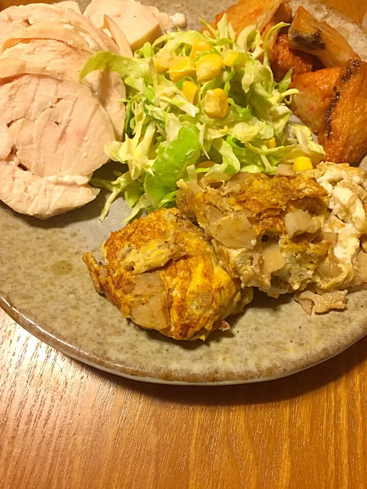 Snapdishの料理写真:お弁当オカズでもりもり朝ごはん12/12|さくたえさん