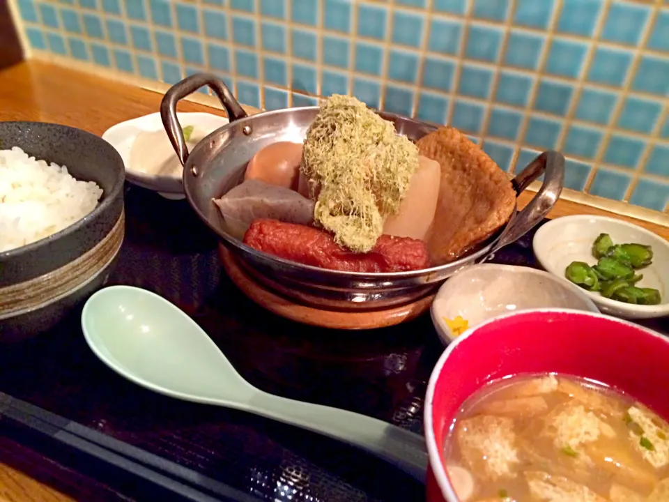 Snapdishの料理写真:おでん定食🍢|おかっぴーさん