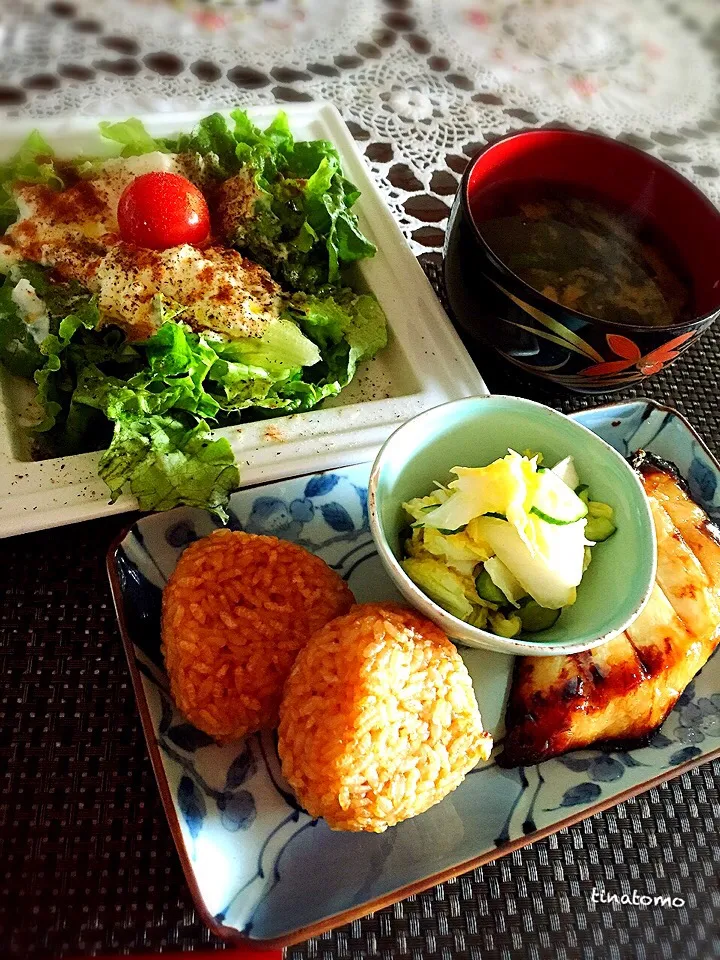 りるのんさんの料理 グリルプレートで買うより安い！あの焼きおにぎり🌸|Tina Tomoko😋さん