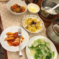 Dinner: Beef curry + Scramble eggs + Baked rice cakes|YCさん