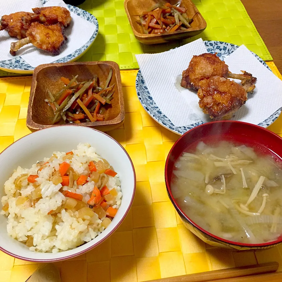 キンピラ、チューリップ唐揚げ、キノコのお味噌汁、大根の混ぜごはん|舐め子さん