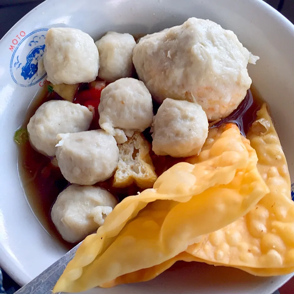 Snapdishの料理写真:Bakso / Indonesian meat balls soup|rie simsさん