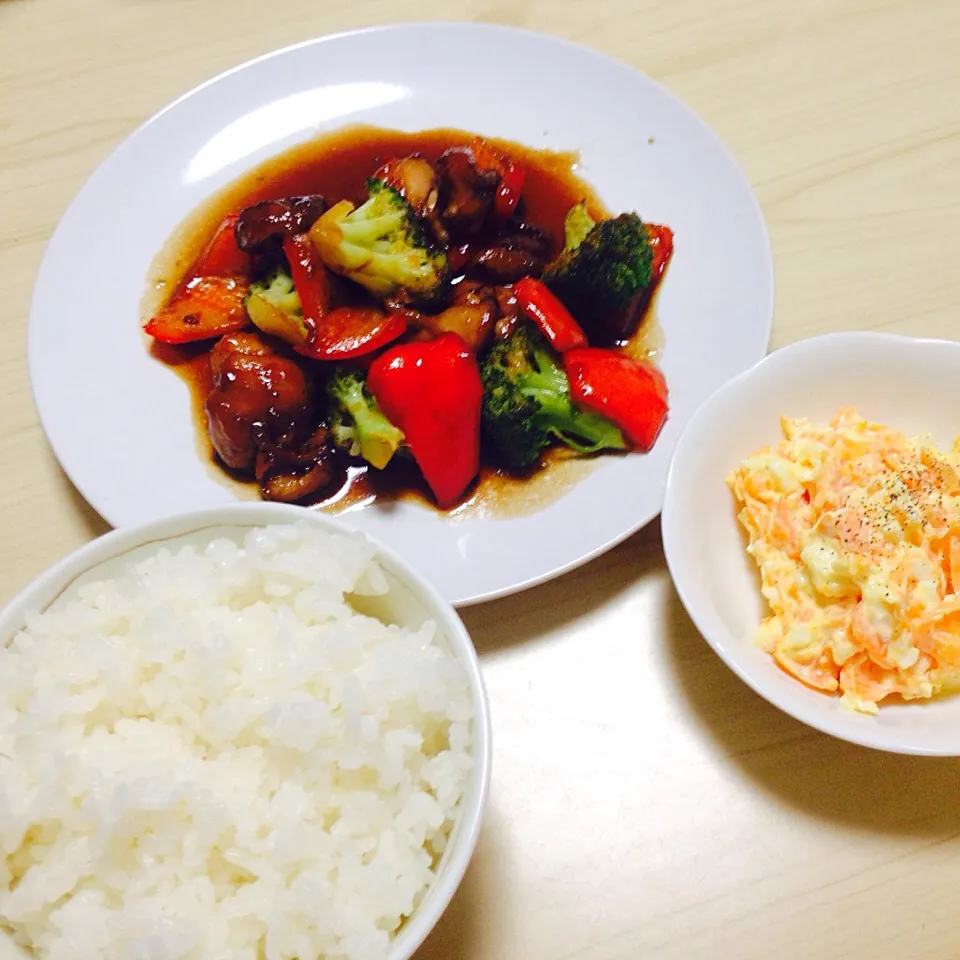 Snapdishの料理写真:鶏肉と彩り野菜の甘辛|ありささん