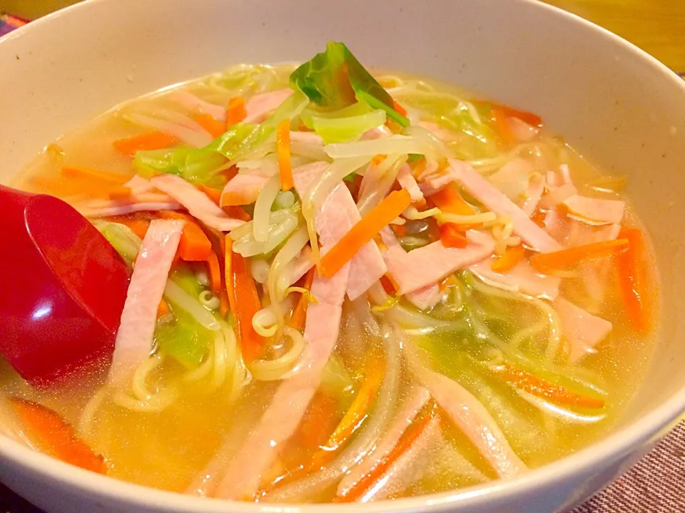 あんかけタンメンで夕食🍜🍜|かずみさん