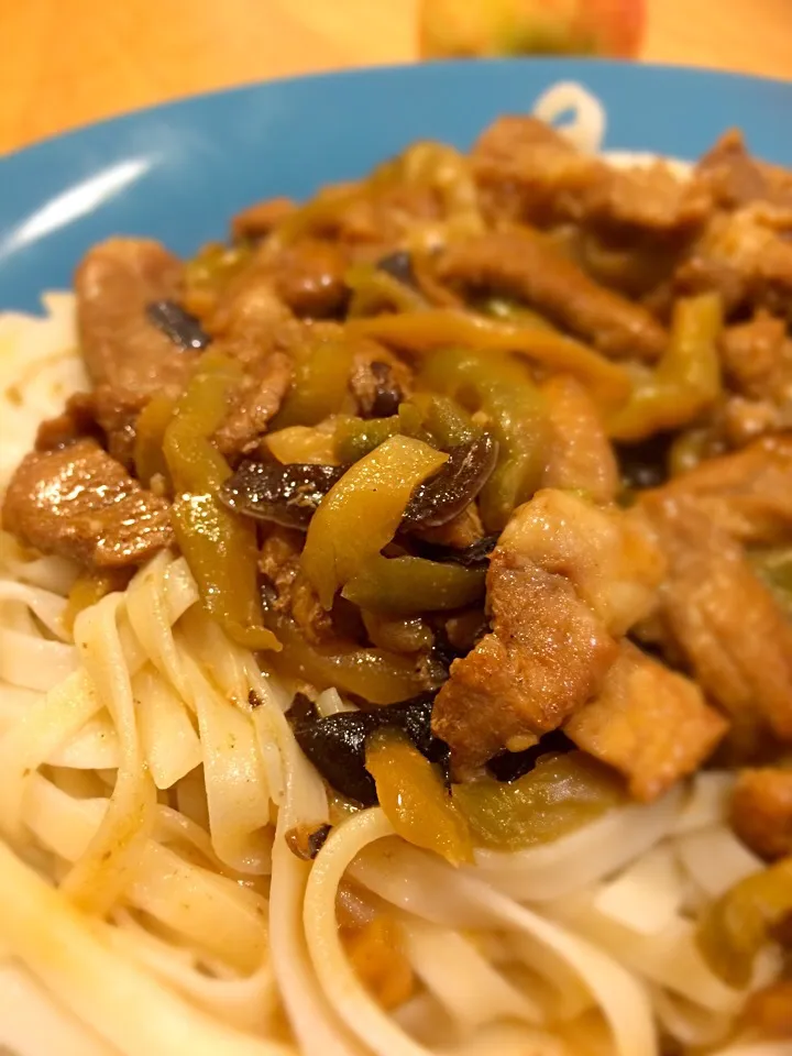 Stir fried noodles with pickles and pork|Cook from Londonさん