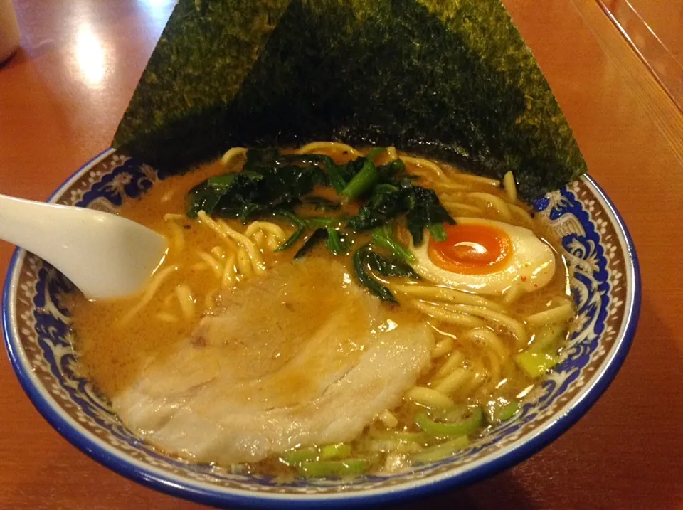 豚骨味噌ラーメン 寒いと味噌が食べたくなります😊|suneさん