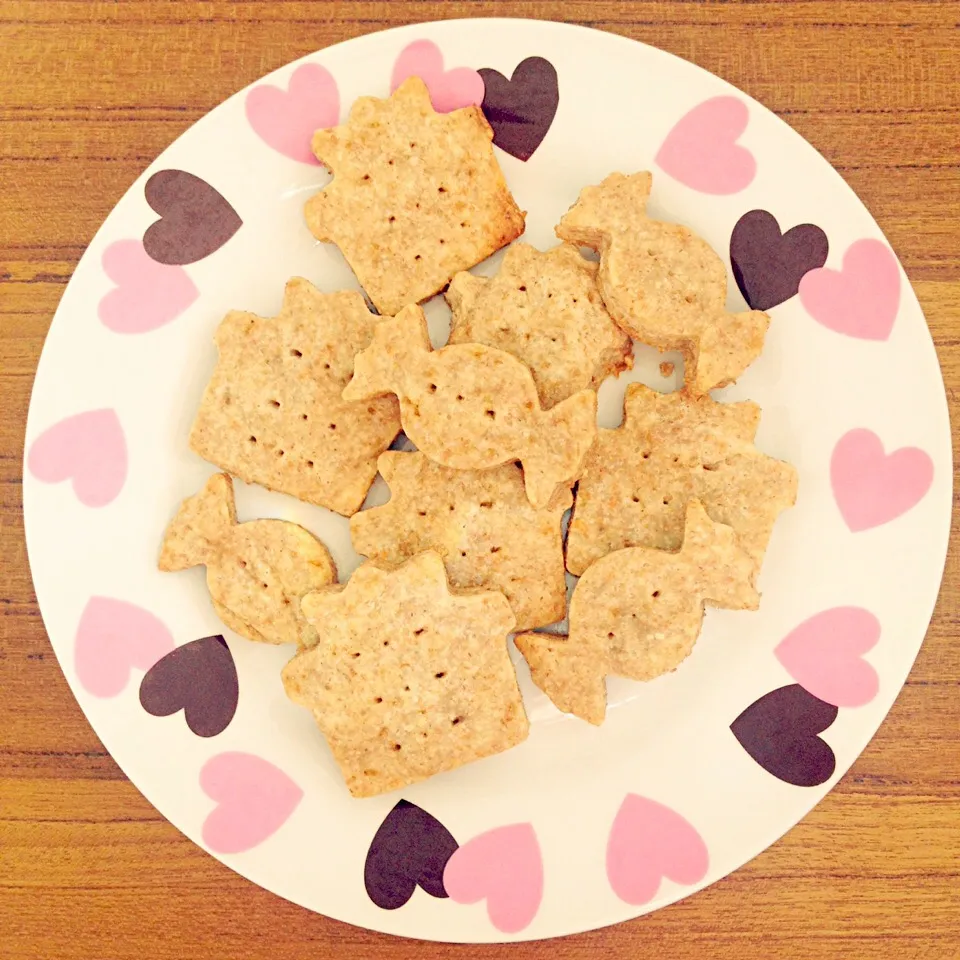 ちろるぱんさんの料理 全粒粉のザクザククッキー 全粒粉と薄力粉の分量を逆に、菜種油の代わりにネオナチュレ♪|えり(ぼちぼち)さん