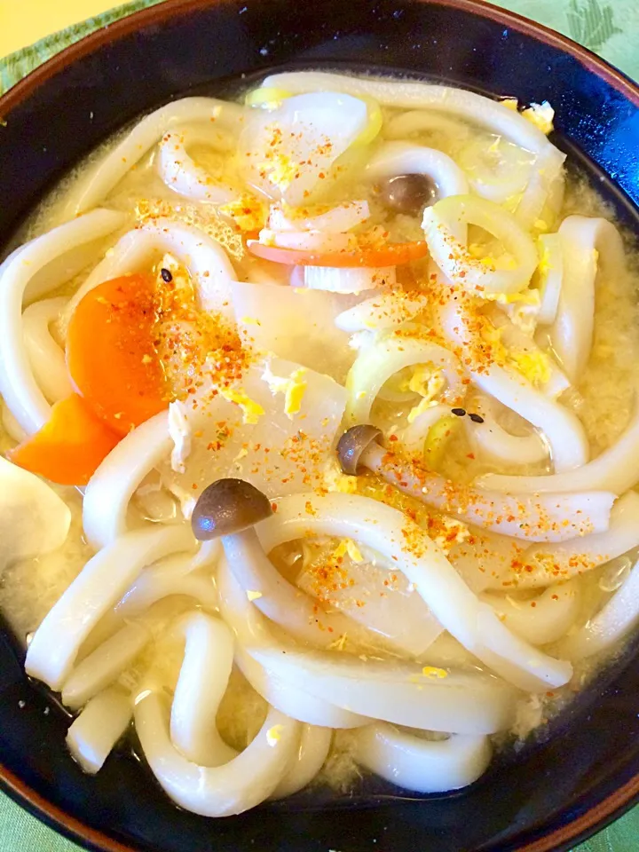 Snapdishの料理写真:残り野菜で卵うどん|hiromangeさん