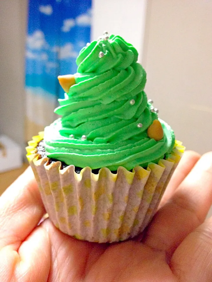 Christmas tree cupcake|jack tadeoさん