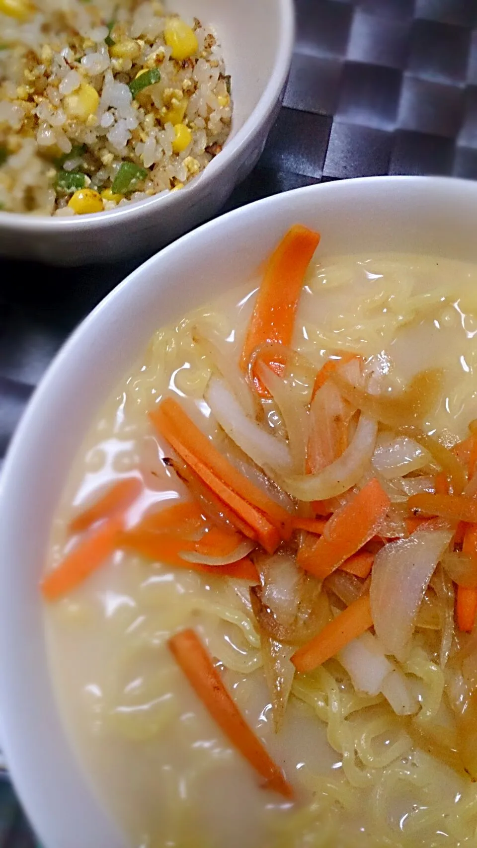 鶏白湯ラーメン・炒飯♡|えびぱんさん