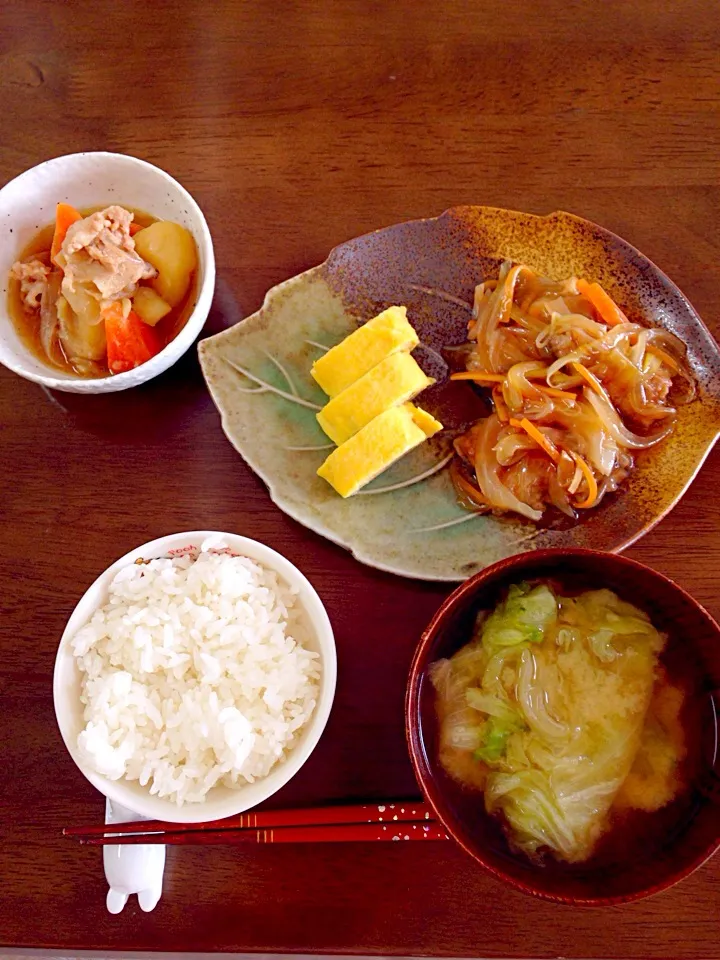 遅い朝食o(^_^)o肉じゃが   秋刀魚甘酢あんかけ   だし巻き卵|ちーままさん