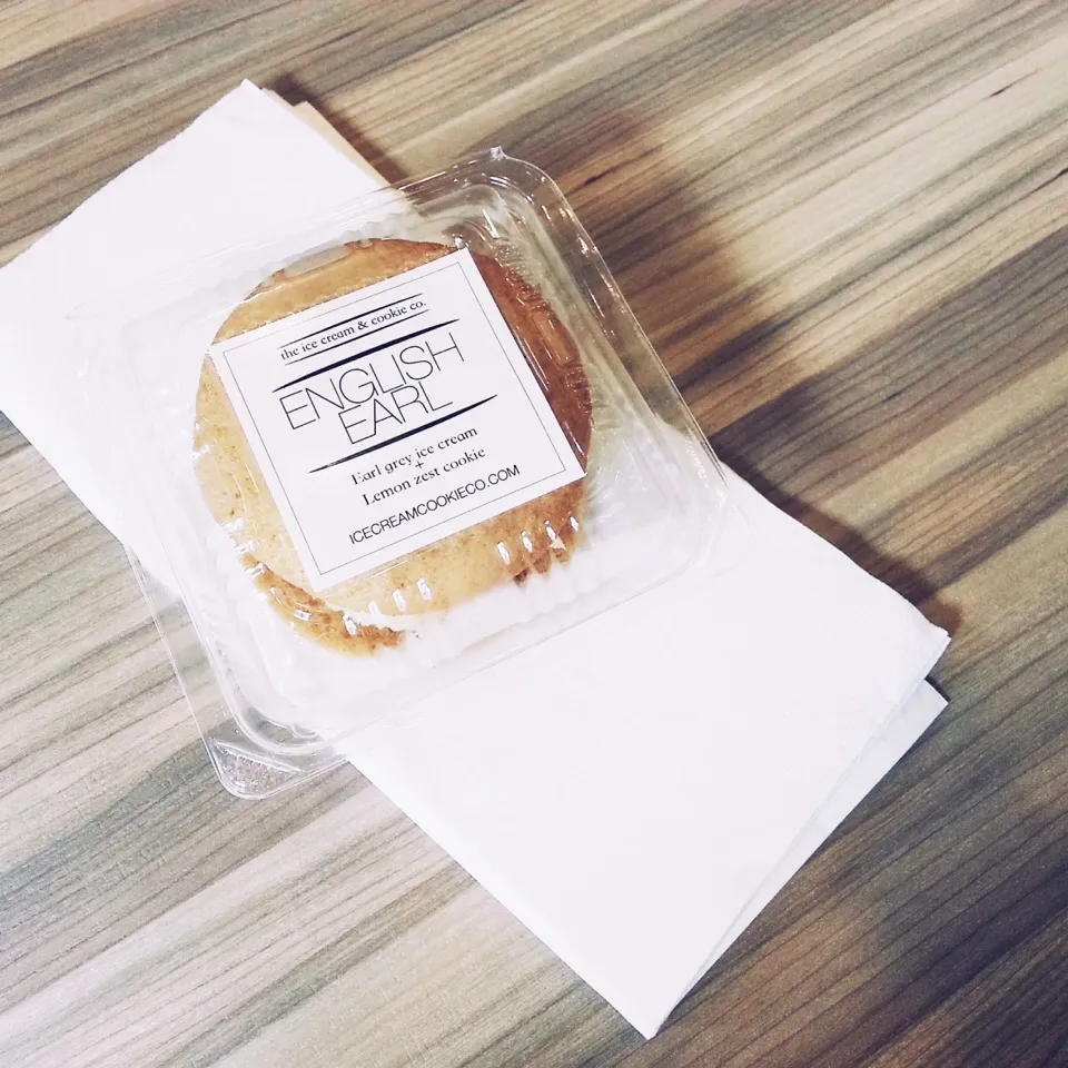 ENGLISH EARL: Earl Grey Ice Cream + Lemon Zest Cookie|Justinaさん