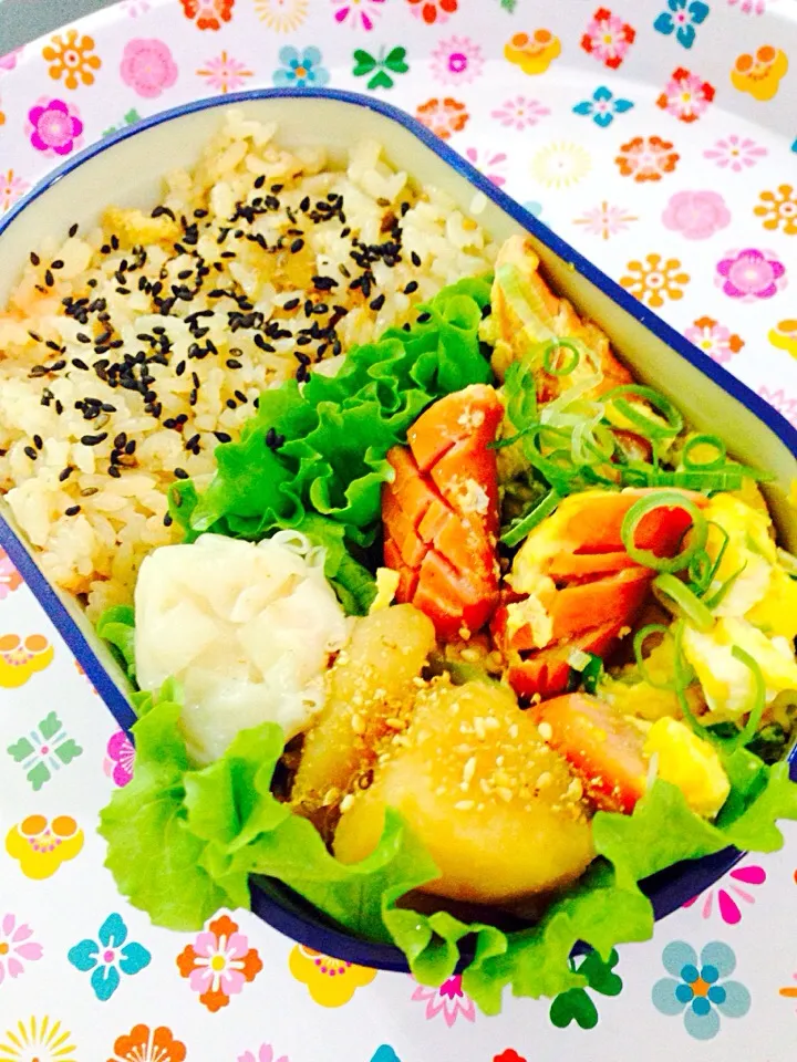 愛妻弁当♡ 玉子焼きを作るのが今朝はめんどくさかった(ｰｰ;)|tommyさん