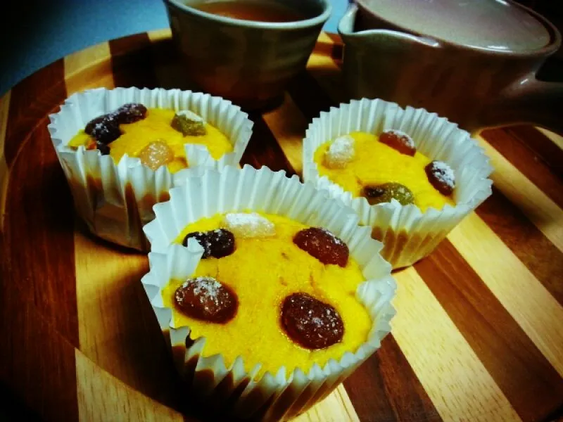 Pumpkin muffins with sweet beans on the top
かぼちゃのマフィン甘納豆のせ|Yuka Ismithさん