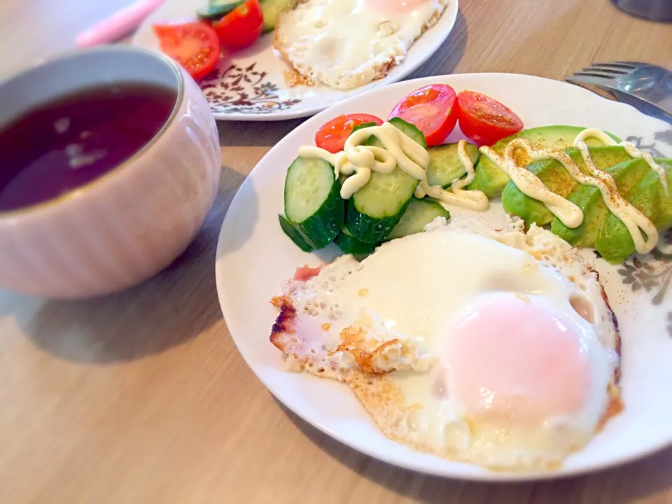 Snapdishの料理写真:手抜き朝ごはん|きむらゆりかさん