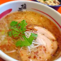 Snapdishの料理写真:塩ラーメン！|Nakazy Sweetsさん