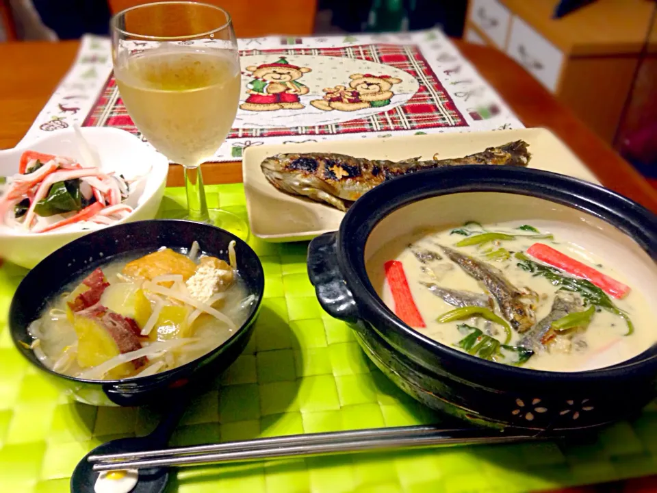 Snapdishの料理写真:小鯵と野菜のココナッツミルク煮🍲|マニラ男さん