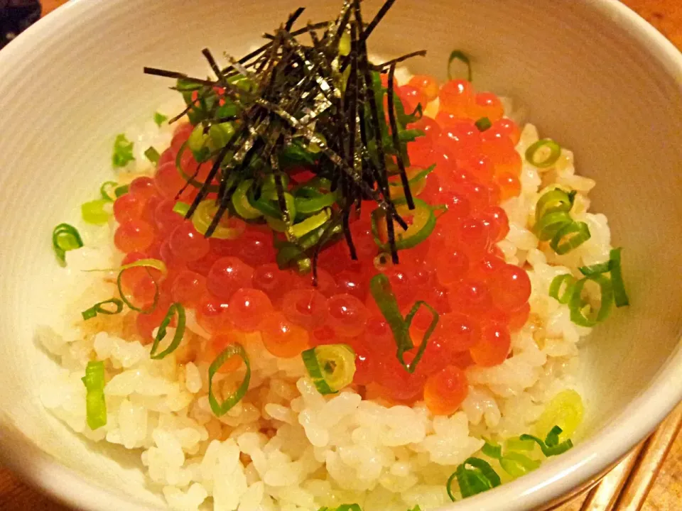 イクラ丼☆|けんさん