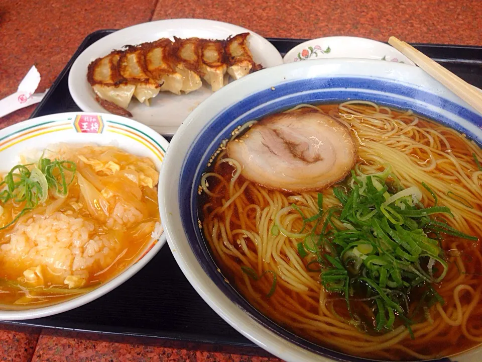 餃子の王将で、ランチ|コージ💫さん