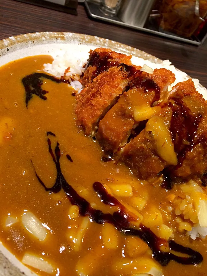 Snapdishの料理写真:手仕込 とん勝つカレー|Fumiaki Matsubaraさん