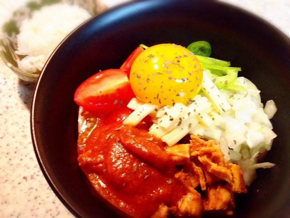 トマトカレーまぜそばTPタンドリーチキン&追い飯|桃実さん