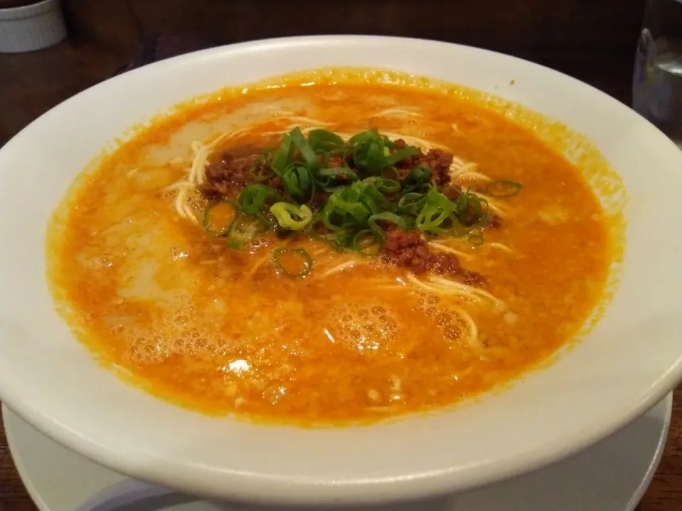 創作麺工房  鳴龍の担々麺、800円。|東京ライオンズさん