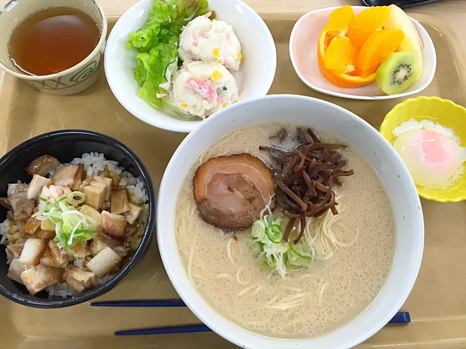 社食|あつしさん