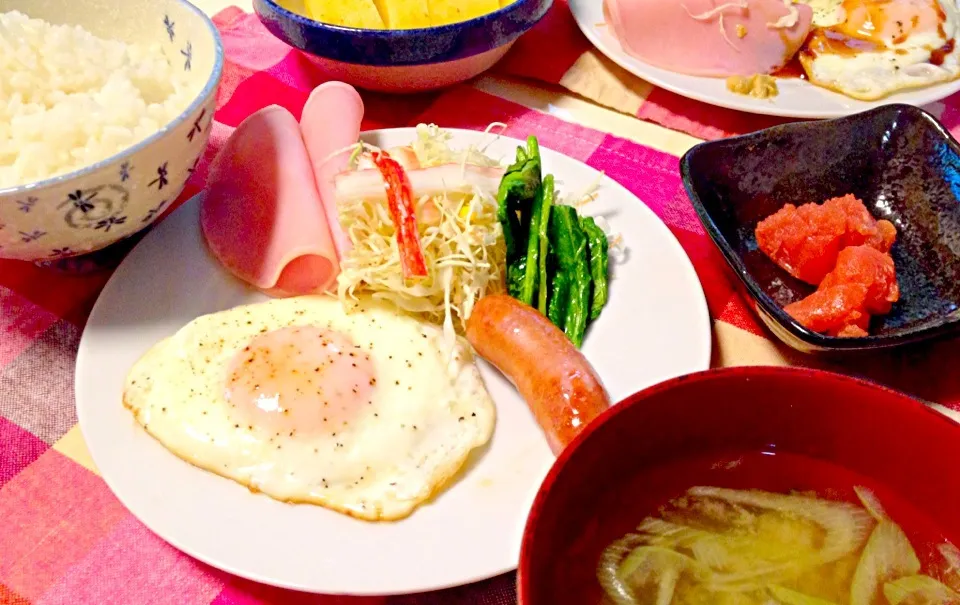 朝ごはん＊定番目玉焼きで♪|ひかるんさん