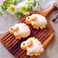 Snapdishの料理写真:さわこちゃんの 羊🐑チョコカスタードパン♬