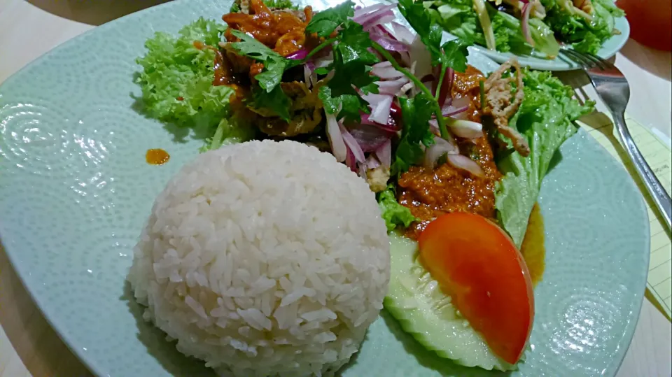 Soft shell crab & onion curry with rice|Nicholas Tayさん