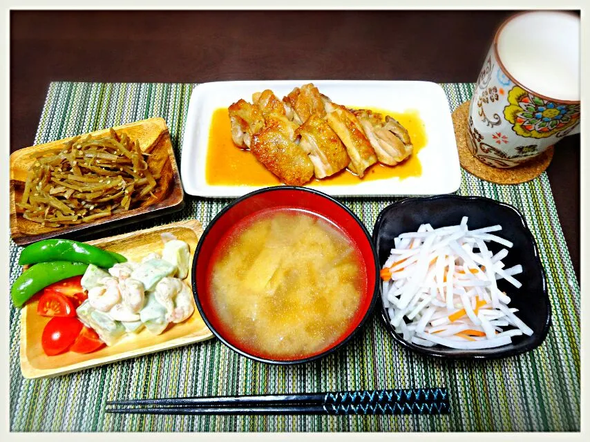 照り焼きチキン
えびとアボカドのサラダ
きんぴらごぼう|misaさん