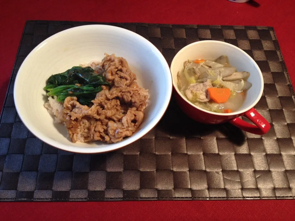 豚尽くし！ マロンさんの豚ソース丼，豚汁残り。|なほこさん