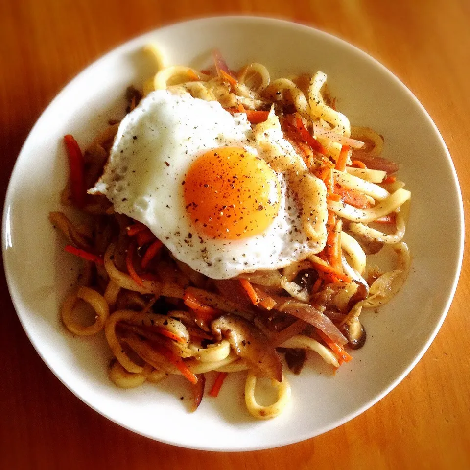 焼きうどん。|ヘイオークボさん