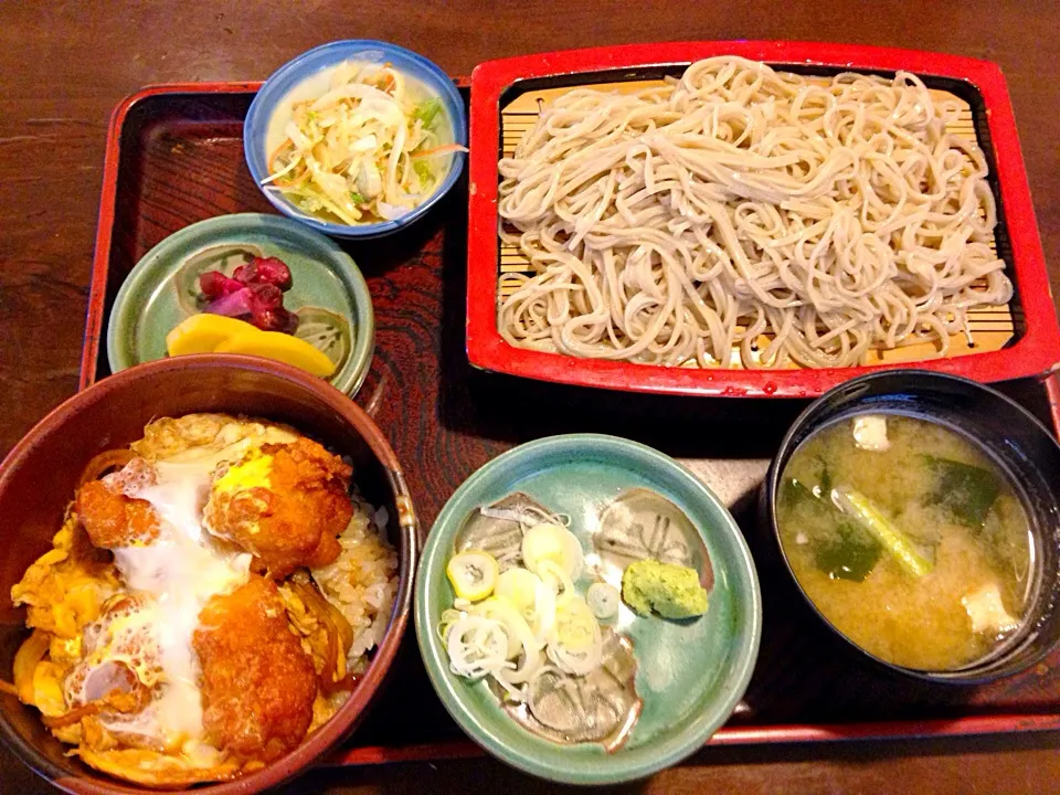 週替わり蕎麦とミニ丼ランチ@八海そば 松月庵 ゆたか(南区白幡)|みっさんさん