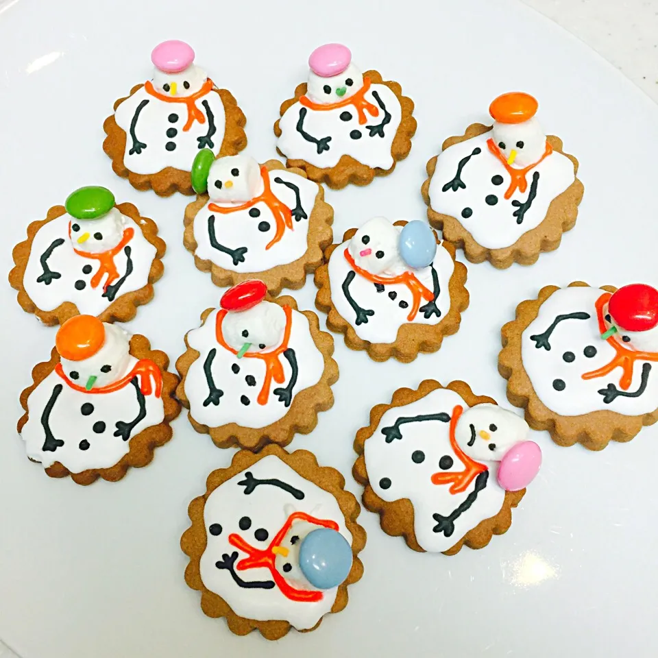 Melted Snowman Cookies|Cookie Doodlesさん