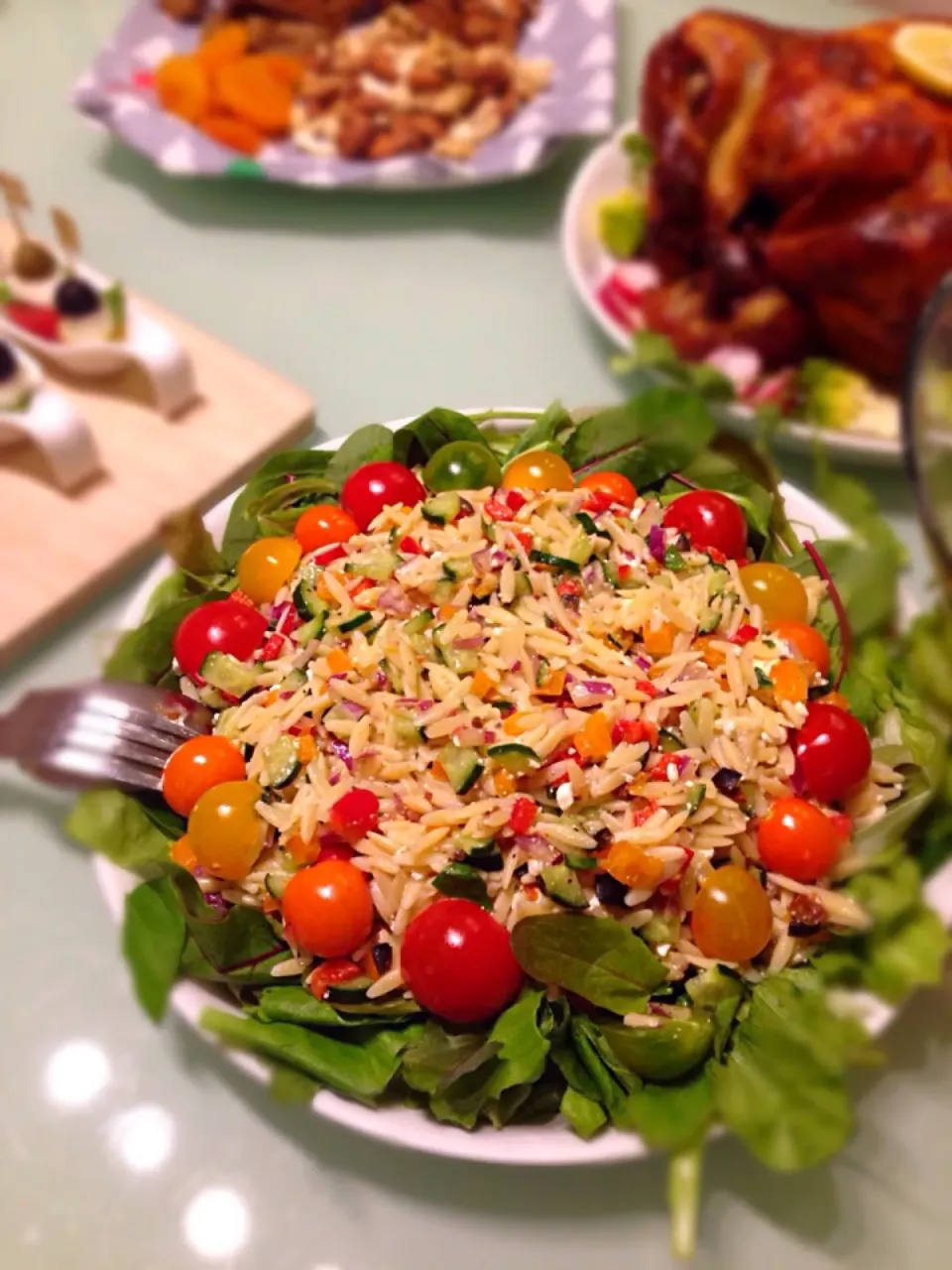 Snapdishの料理写真:Xmas version of orzo salad🎄|yeluさん