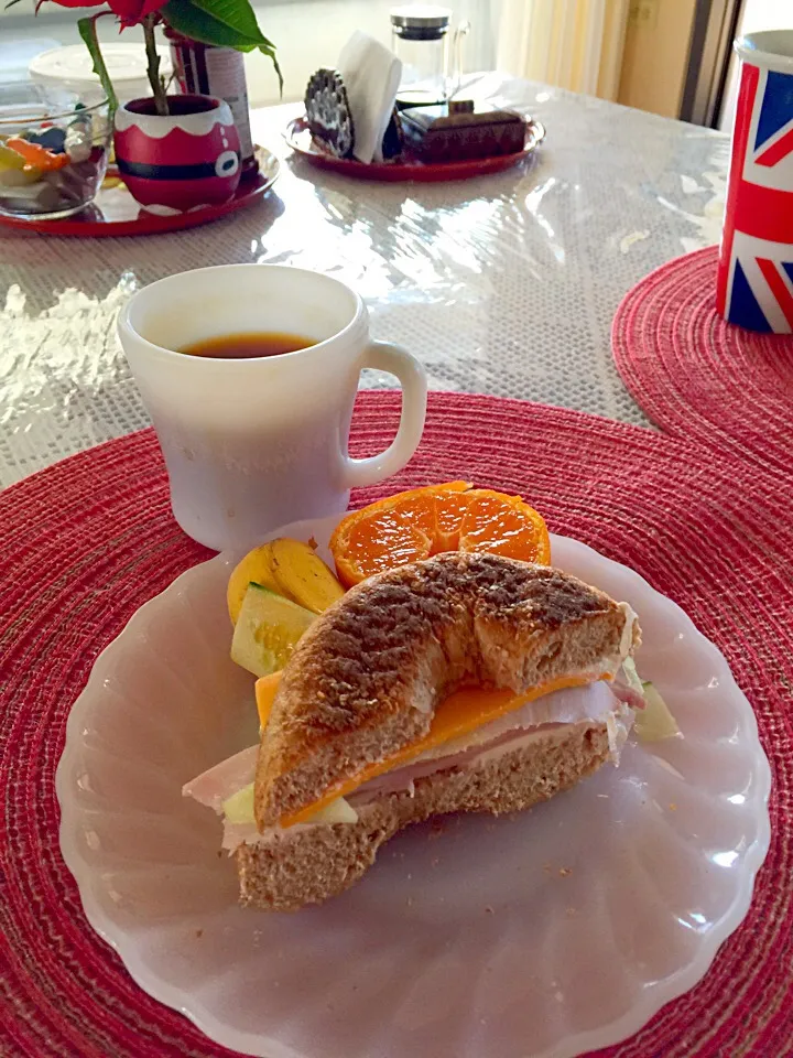 Breakfast. 12-20-2014|emendelさん