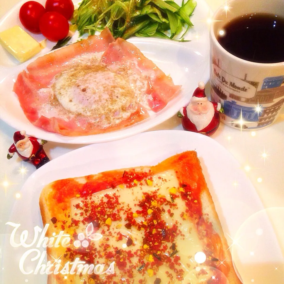 ベーコンエッグ＆すき焼きふりかけチーズトースト🎄モーニング✨|Makinsさん