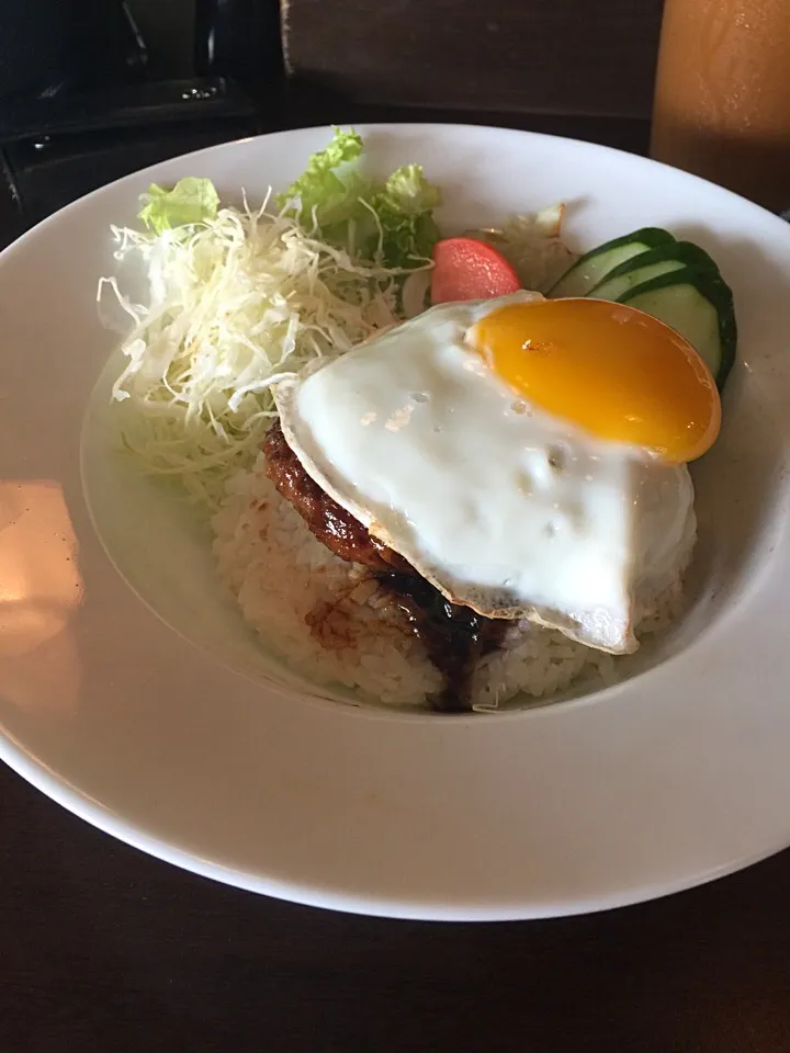 Snapdishの料理写真:ロコモコ丼|Yoku kuu kyaku daさん