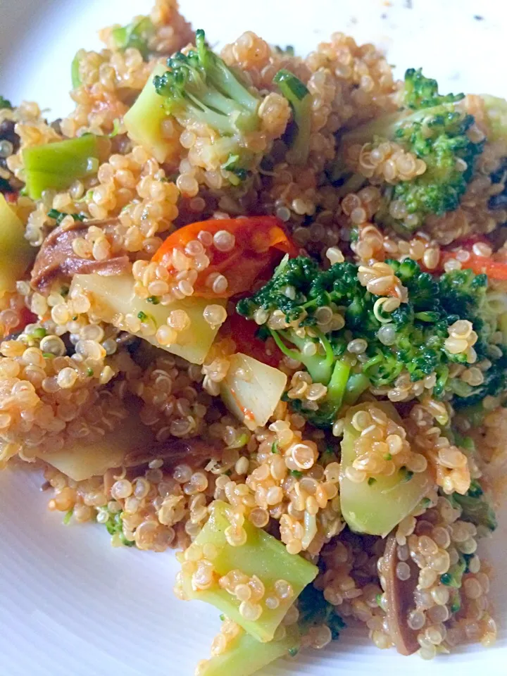 Garlic tomato, Porcini & Broccoli Quinoa|Kumiewさん