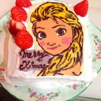 Snapdishの料理写真:アナと雪の女王 エルサのデコキャラケーキ|ぽめきちさん