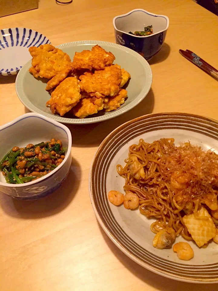 焼きそばと豆腐とツナのから揚げ|ぴっぱーさん