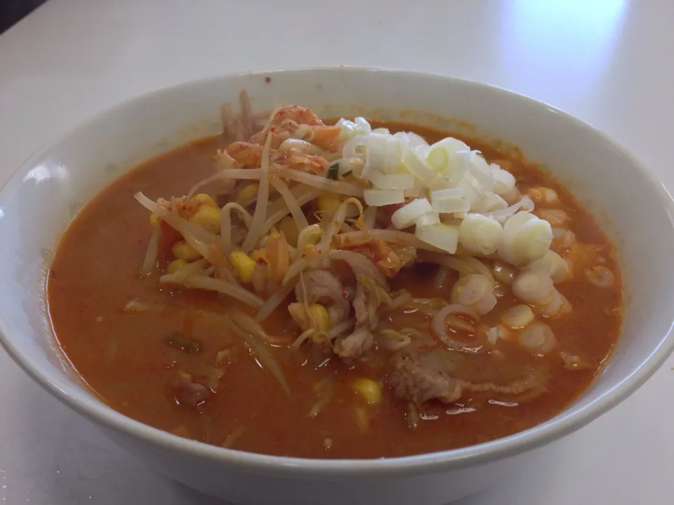 今や安定の旨さのキムチ納豆ラーメン|PegaOさん