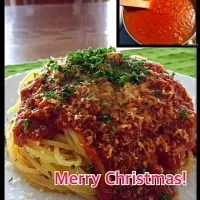 🎉Merry Christmas!🎉 オヤジ特製の家族みんな大好き♡ミートソーススパゲッティー♬ 昨晩から仕込んだプロ級ソースだよ😄