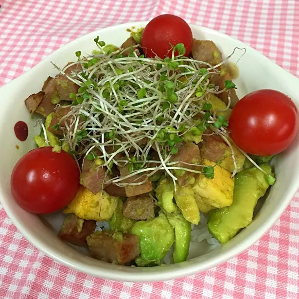 アボガド&スパム丼！|あゆみんさん