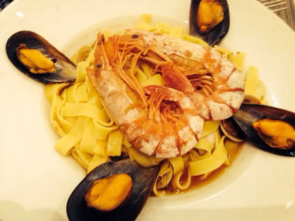 Tagliatelle allo scoglio|skilmen fageさん